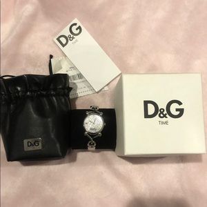 D&g white leather/silver watch